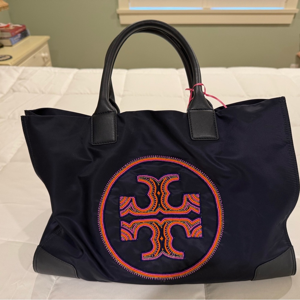 Tory Burch. 16” x 12” - Picture 4 of 11